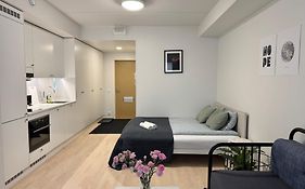 Easy Stay Rooms & Apartments Near Airport
